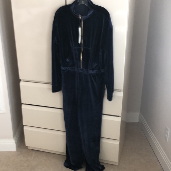 Fabletics jumpsuit - Picture 6 of 9